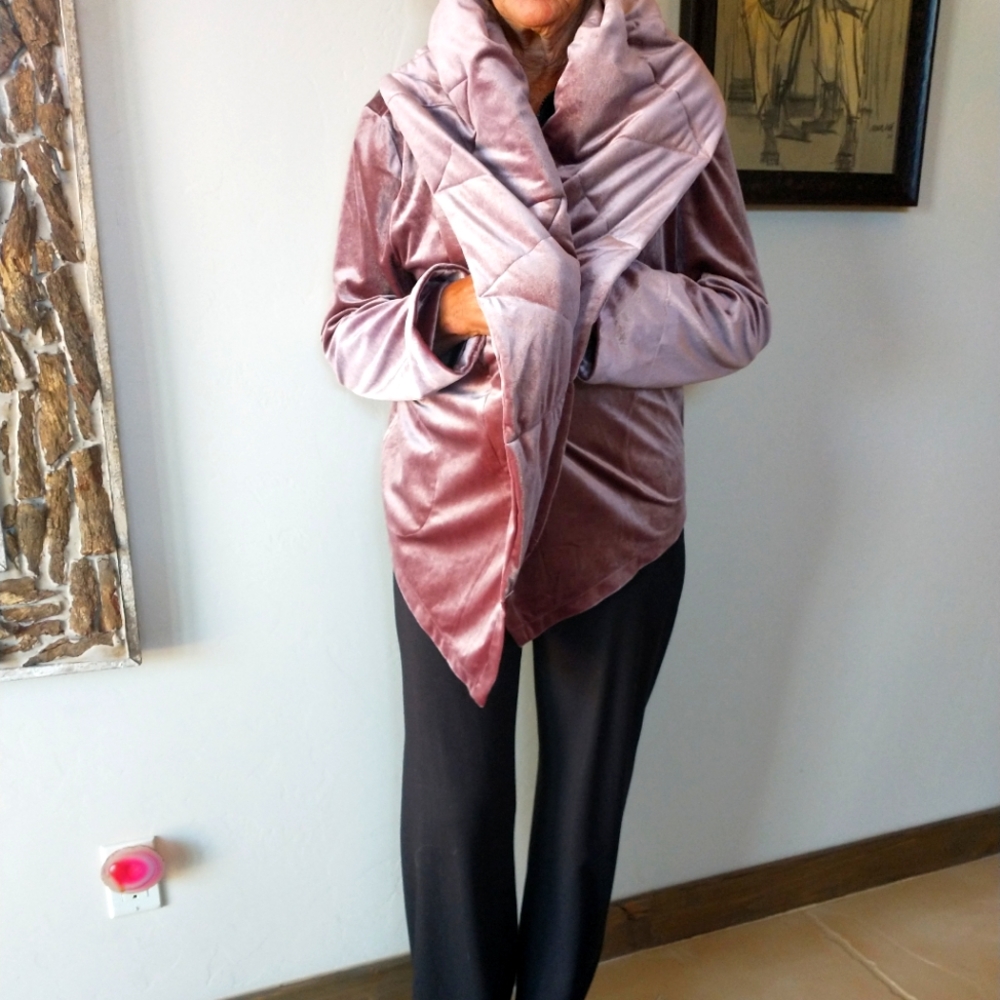 Hooded, quilted, jacket!